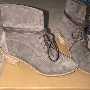 Kelsie Dagger booties